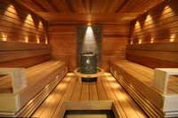 Sauna sur mesure chaleureux avec bancs droits en vis a vis