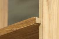 Assemblage d'�tag�re � queue d'arronde dans la masse