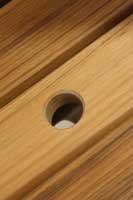 Cr�ation d'une prise de main circulaire dans un caillebotis en Teck