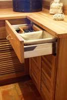 C�t�s de tiroir en inox