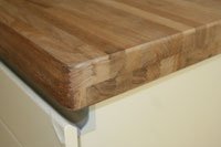 Epaississement d'un plan de travail en Teck lamell�-coll�