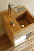 Vasque colonne en bois sur mesure, en Teck massif