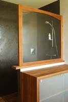 Pare-douche en Teck et verre, paroi de douche sur mesure